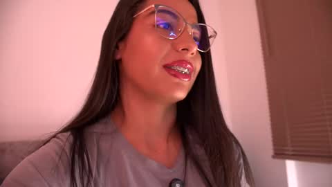 Snapshot of milly_roidd chatting on 12-04-25, 04:44 gaby online show from 12-04-25, 04:44