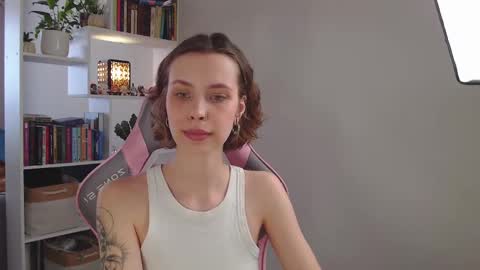 Snapshot of milly_ross23 chatting on 03-01-25, 06:46 Milly online show from 03-01-25, 06:46