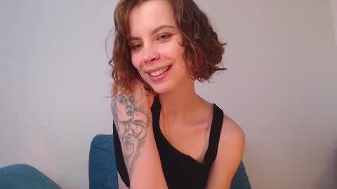 Snapshot of milly_ross23 chatting on 10-14-25, 07:09 Milly online show from 10-14-25, 07:09