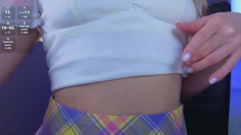 Snapshot of milly_shy chatting on 10-20-25, 06:58 Milly online show from 10-20-25, 06:58