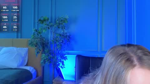 Snapshot of milly_shy chatting on 10-21-25, 06:58 Milly online show from 10-21-25, 06:58