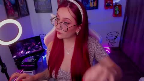 Snapshot of milly_yako chatting on 02-10-25, 08:42 Monkey D Maddie online show from 02-10-25, 08:42