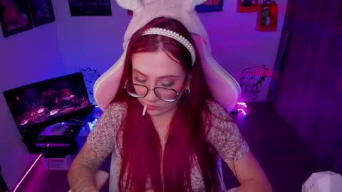 Snapshot of milly_yako chatting on 02-10-25, 11:45 Monkey D Maddie online show from 02-10-25, 11:45