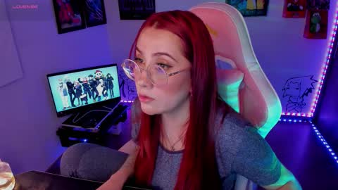 Snapshot of milly_yako chatting on 09-19-25, 03:19 Monkey D Maddie online show from 09-19-25, 03:19