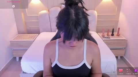 millyevans1 online show from 04-28-26, 03:22