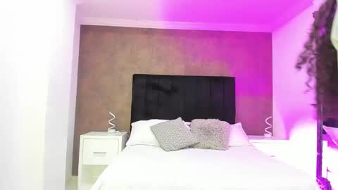 Snapshot of millygumble chatting on 12-02-24, 11:40 CherryTattoo online show from 12-02-24, 11:40