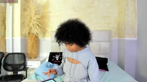 Snapshot of millygumble chatting on 02-07-26, 09:40 CherryTattoo online show from 02-07-26, 09:40