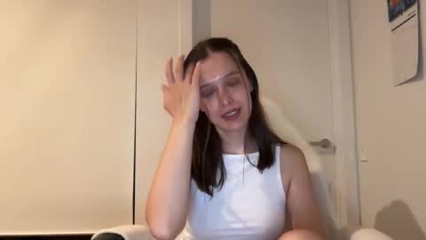 Milly online show from 10-09-25, 08:56