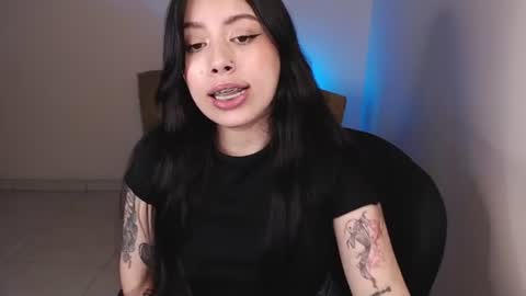 Emily  online show from 07-17-26, 09:19