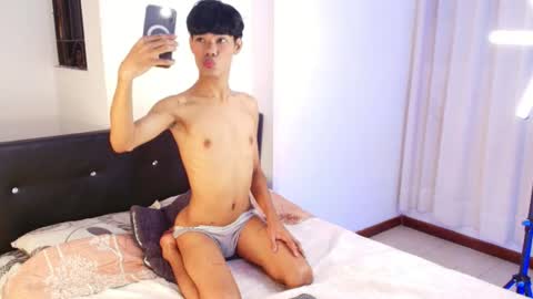 Milo online show from 07-12-26, 02:57