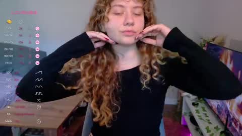 Snapshot of milounee chatting on 05-19-26, 08:20 milounee online show from 05-19-26, 08:20