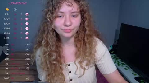 Snapshot of milounee chatting on 06-01-26, 10:44 milounee online show from 06-01-26, 10:44