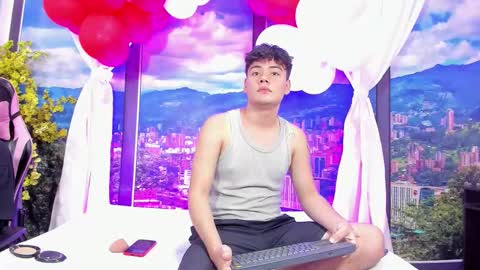 Snapshot of miltondelis chatting on 10-01-25, 02:39 miltondelis online show from 10-01-25, 02:39