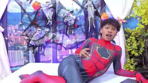 Snapshot of miltondelis chatting on 10-21-25, 03:40 miltondelis online show from 10-21-25, 03:40