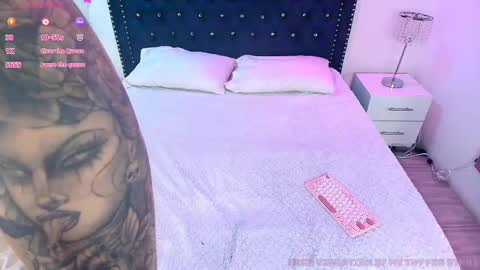 Snapshot of milu_ballmer chatting on 10-22-25, 07:02 Milu ballmer  online show from 10-22-25, 07:02