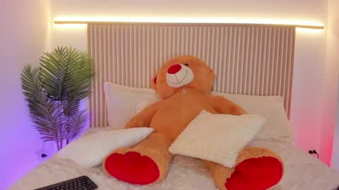 miluu online show from 07-16-26, 08:37