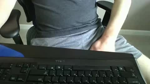 Snapshot of milwaukeebadger24 chatting on 02-16-25, 03:59 milwaukeebadger24 online show from 02-16-25, 03:59