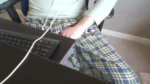 milwaukeebadger24 online show from 02-27-26, 05:46