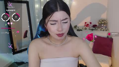 Snapshot of mily_thomson_b chatting on 03-11-26, 12:16 Mily online show from 03-11-26, 12:16