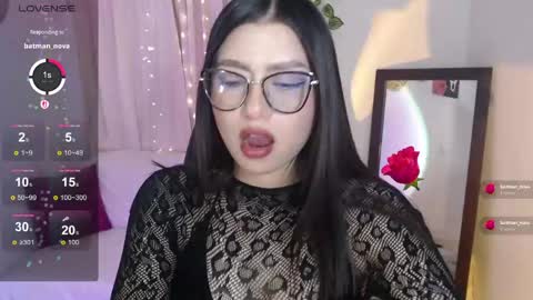Snapshot of mily_thomson_b chatting on 06-06-26, 03:44 Mily online show from 06-06-26, 03:44