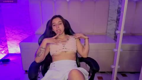 mily_v online show from 05-01-26, 03:33