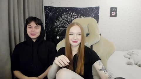 Milena and Jasper online show from 01-12-25, 04:08