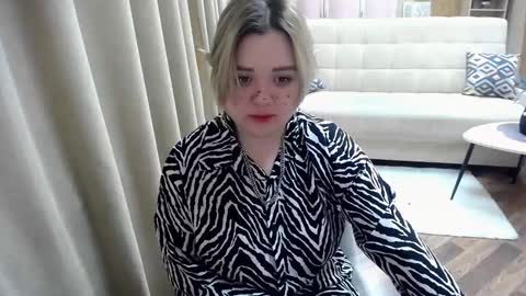 mimimishel_69 online show from 02-21-25, 02:39
