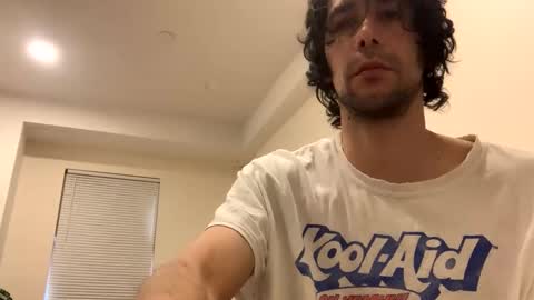 Snapshot of mimineko11 chatting on 04-10-26, 03:17 mimineko11 online show from 04-10-26, 03:17