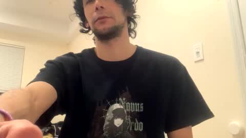 Snapshot of mimineko11 chatting on 04-14-26, 04:51 mimineko11 online show from 04-14-26, 04:51