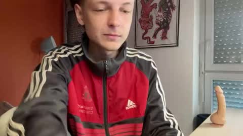 Snapshot of mimiro12 chatting on 04-12-26, 12:43 mimiro12 online show from 04-12-26, 12:43