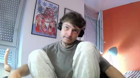 Snapshot of mimiro12 chatting on 05-21-26, 11:39 mimiro12 online show from 05-21-26, 11:39