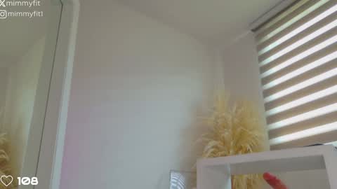 mimmyfit1 online show from 01-08-25, 08:39