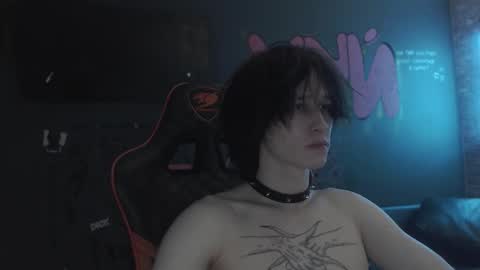 Max online show from 10-05-25, 12:20