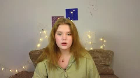 hi Im Mina  online show from 04-12-26, 09:47