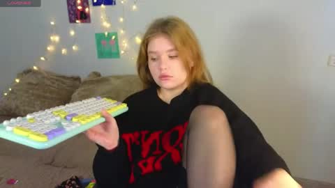 hi Im Mina  online show from 04-23-26, 02:35