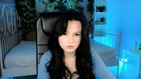 Snapshot of mina_yoon chatting on 10-09-25, 03:43 Mina online show from 10-09-25, 03:43