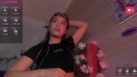 Snapshot of minami_nakamura chatting on 10-06-25, 10:29 minami_nakamura online show from 10-06-25, 10:29