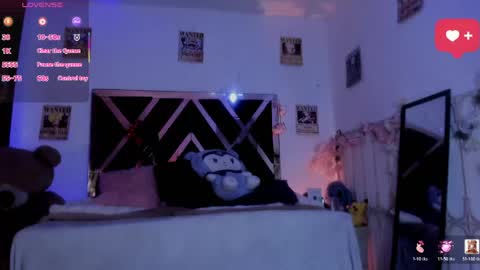 Snapshot of minami_nakamura chatting on 04-30-26, 10:14 minami_nakamura online show from 04-30-26, 10:14