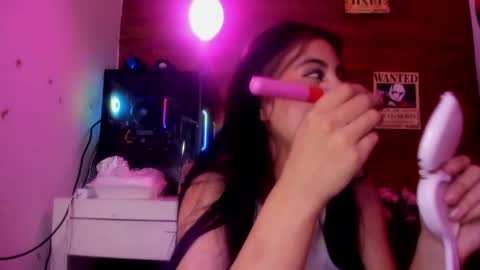 Snapshot of minami_nakamura chatting on 05-31-26, 04:09 minami_nakamura online show from 05-31-26, 04:09