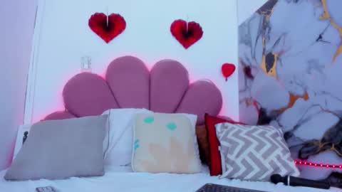 minari_ online show from 03-04-26, 07:47