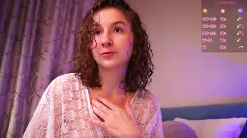 Snapshot of mind__game chatting on 09-11-25, 06:02 Frances  Next streams Thu Fri Sat 8am -  4pm GMT3 online show from 09-11-25, 06:02