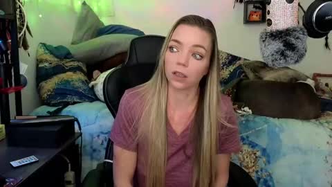 Mindy Mars online show from 02-19-25, 03:49