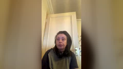 Snapshot of mindyourbusiness123 chatting on 04-04-26, 01:19 please subscribe to my fansly please no video or photos must be recorded or re sold online show from 04-04-26, 01:19