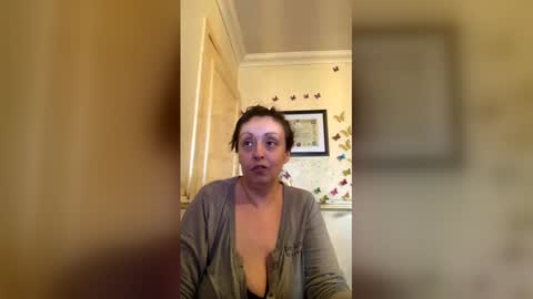 Snapshot of mindyourbusiness123 chatting on 05-11-26, 12:22 please subscribe to my fansly please no video or photos must be recorded or re sold online show from 05-11-26, 12:22
