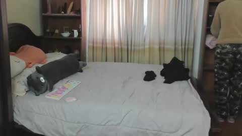 Amber online show from 01-18-26, 06:55