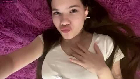 Amelia online show from 11-19-25, 03:56