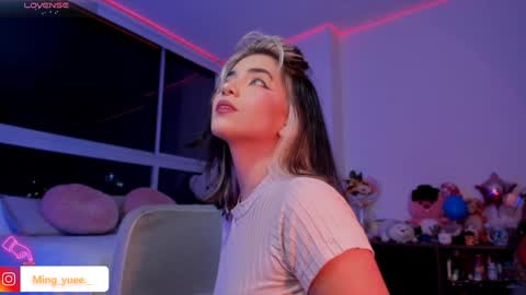 My name is Fer Nice to meet you  give it a thumbs up please its important online show from 01-25-25, 02:37