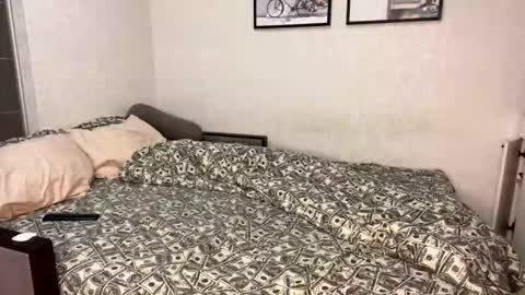 Snapshot of mingjorgenson chatting on 10-12-25, 08:08 Luna Moon online show from 10-12-25, 08:08