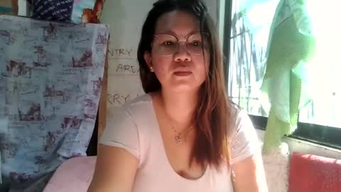minimahal online show from 06-16-26, 07:11