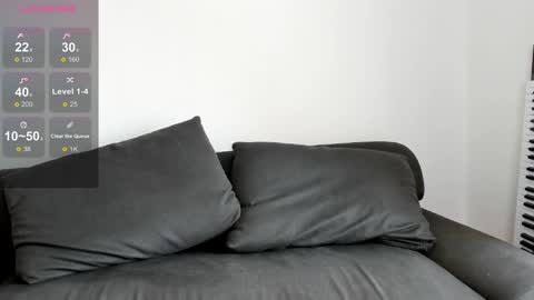 Snapshot of minimaia chatting on 02-10-25, 03:03 Maya online show from 02-10-25, 03:03